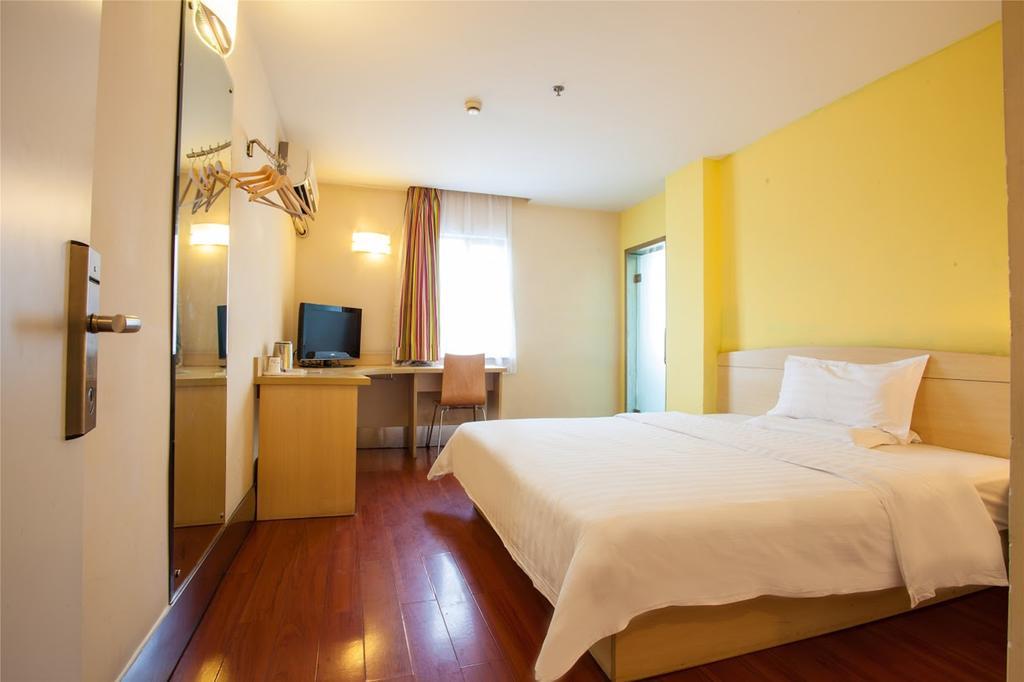 7Days Inn Bazhong Nanchi South Road Phoenix City Eksteriør bilde