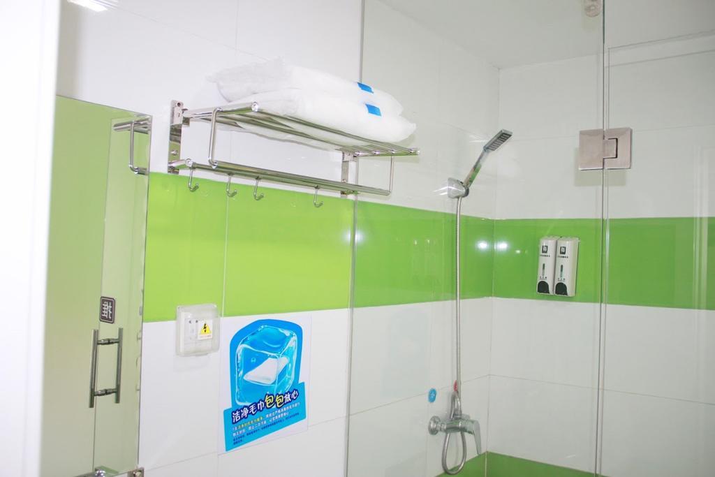 7Days Inn Bazhong Nanchi South Road Phoenix City Eksteriør bilde