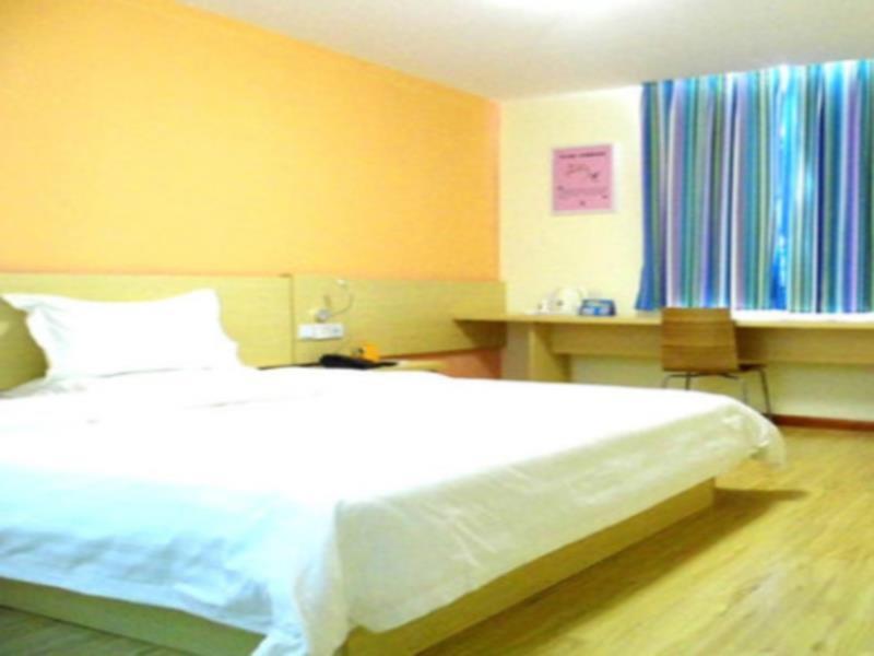 7Days Inn Bazhong Nanchi South Road Phoenix City Eksteriør bilde
