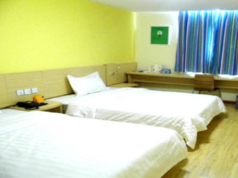 7Days Inn Bazhong Nanchi South Road Phoenix City Eksteriør bilde